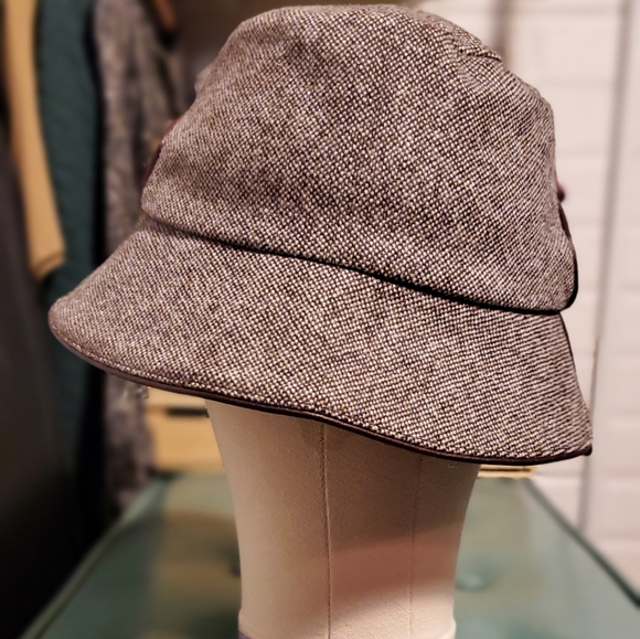 Tweed wool blend hat - Picture 1 of 6